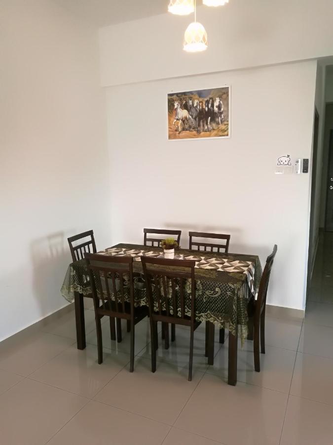 “彬彬”星空瞭望台 Apartment Kampong Lumut Kiri Exterior photo